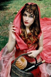 011-ucesy-patrika-hagary-fairytales-pohadky-linda-zhengova