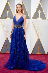 036-brie-larson-saty-gucci-oscars-2016-red-carpet