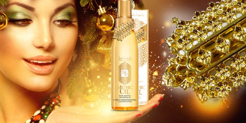 Luxusný vlasový olej Mythic Oil so šperkom sa ponúka len v špeciálnej vianočnej edícii. Šperk je od známej šperkárskej firmy Dear Charlotte.