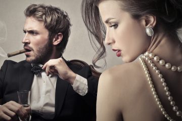 Hľadáte inšpiráciu pre zimnú eleganciu? Zamerate sa na dámske šaty a okoreňte ich štipkou sexappealu zo sortimentu e-shopu Fashion Mafia